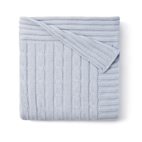 Horseshoe Cable Blanket