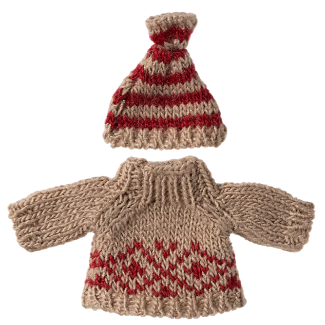 Knitted Sweater and Hat | Mum Mouse