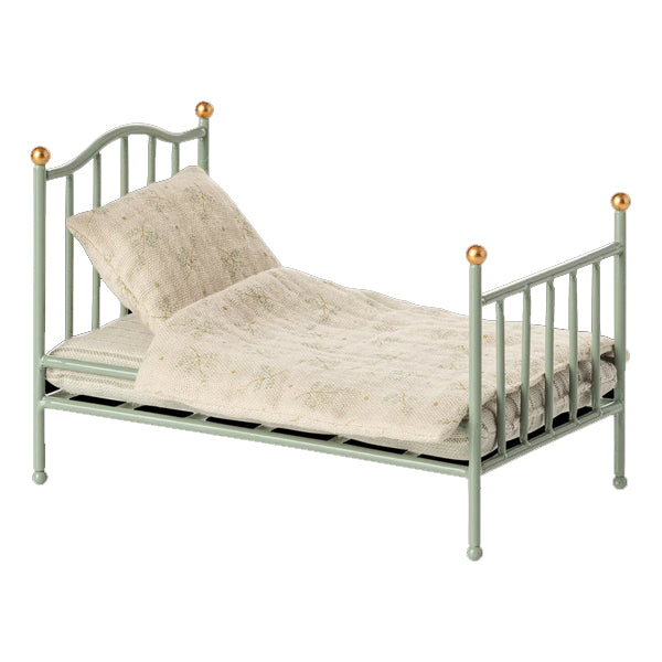 Vintage Single Bed | Mouse