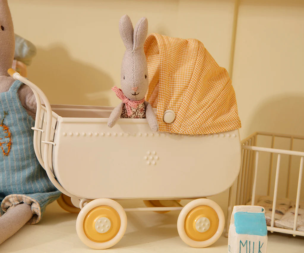 Yellow Pram