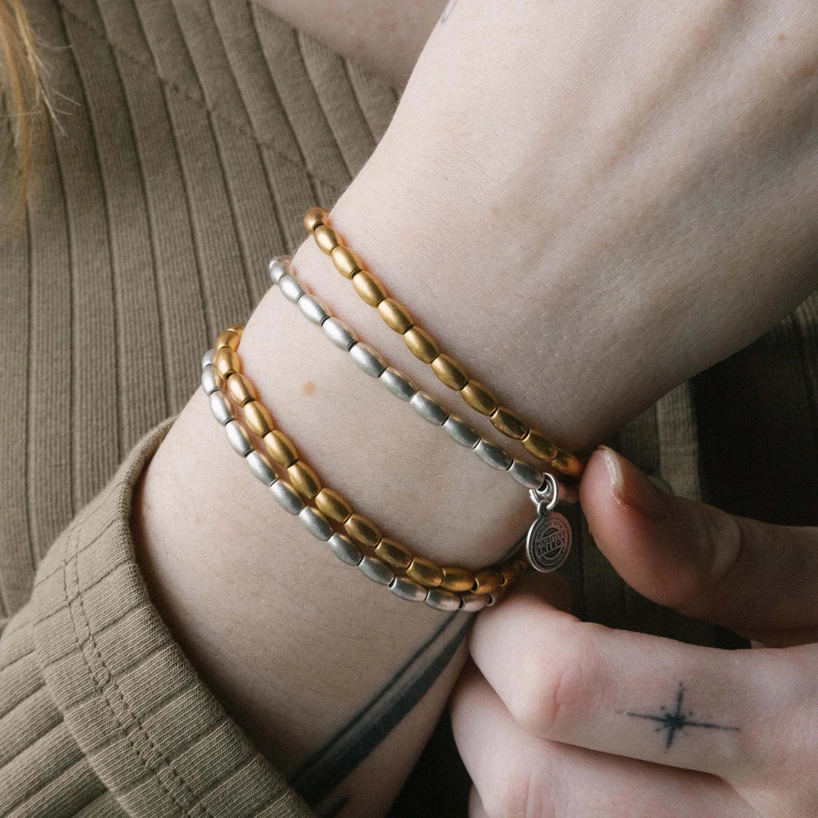Catch My Drift Beaded Stretch Bracelet