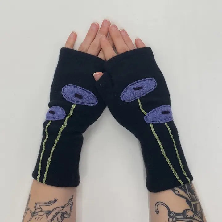 Fingerless Cashmere Gloves | Oval Poppy